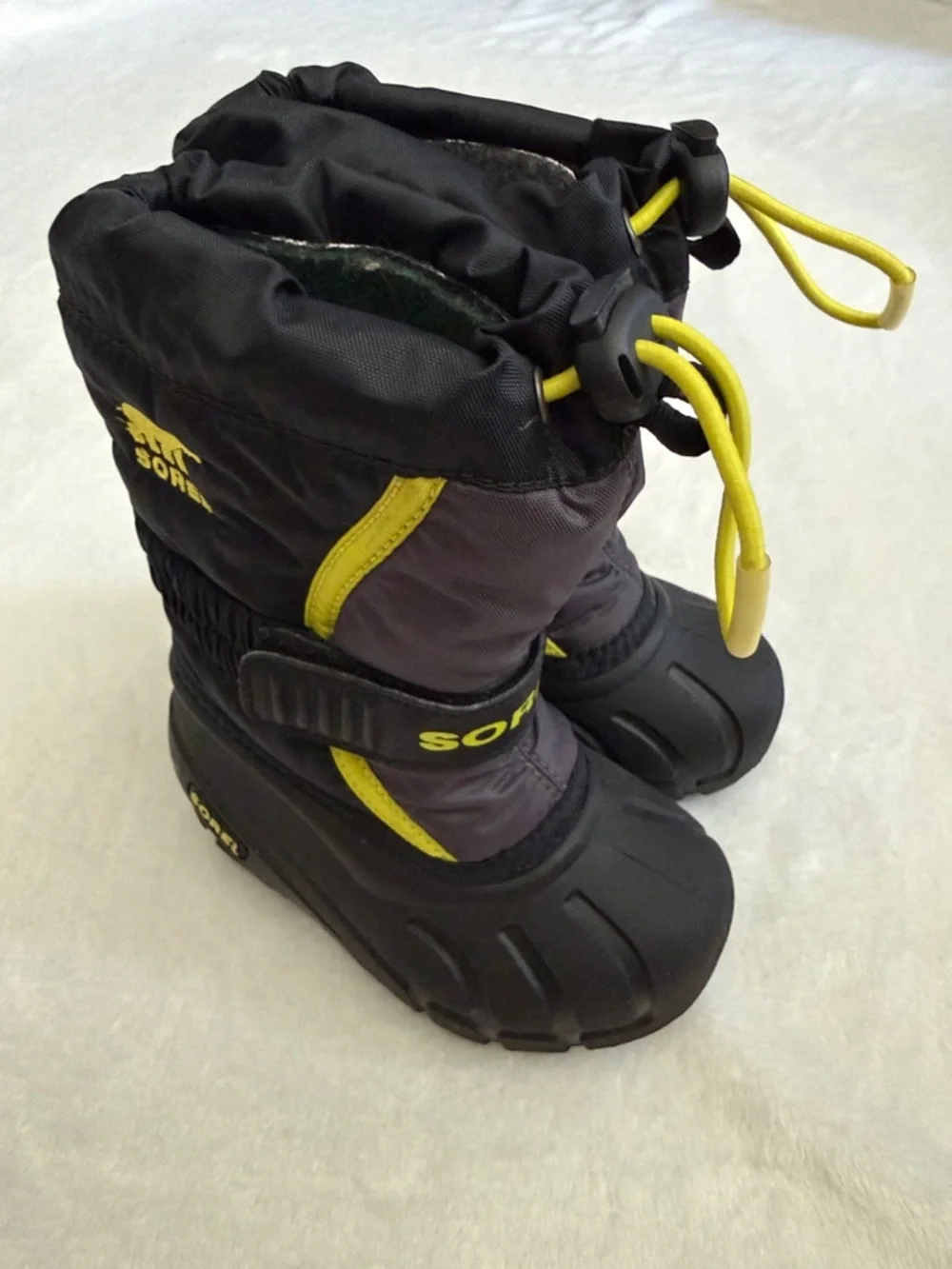 Sorel | Flurry Waterproof Insulated Winter Snow Boots Black Neon (7 Toddler)
